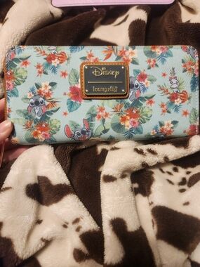 Loungefly Disney Stitch Floral Zip Wallet - Light Blue, Pink, Orange, Green